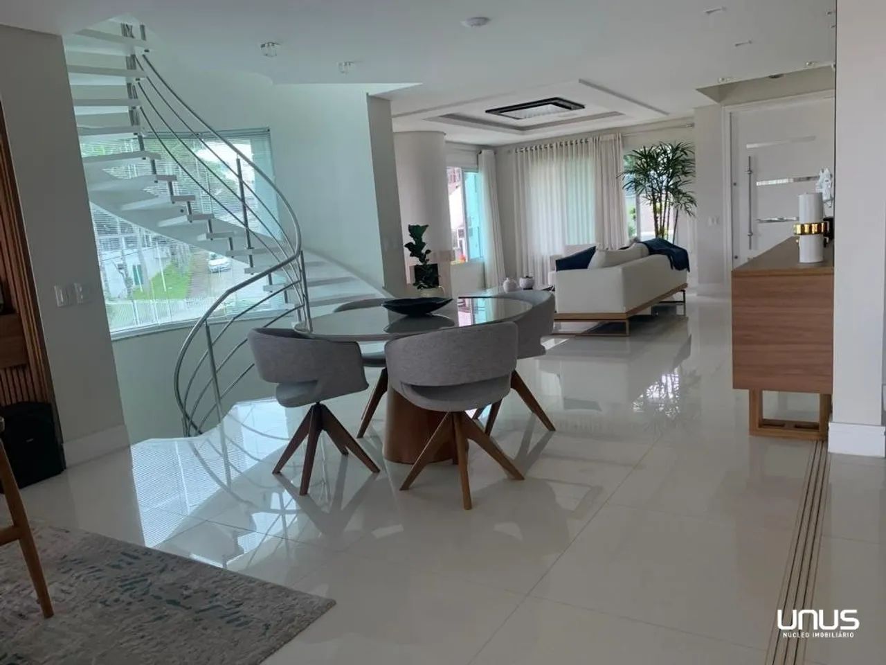 Casa ampla com 4 suítes em Itaguaçu. - Foto 3