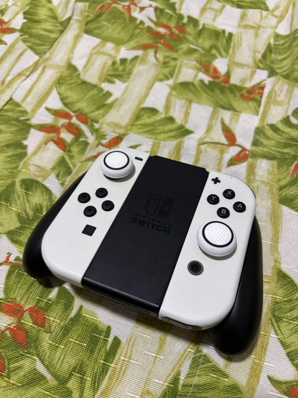 Nintendo Switch OLED + Controle Extra + Maleta | Conservado e Aceito proposta  - Foto 5