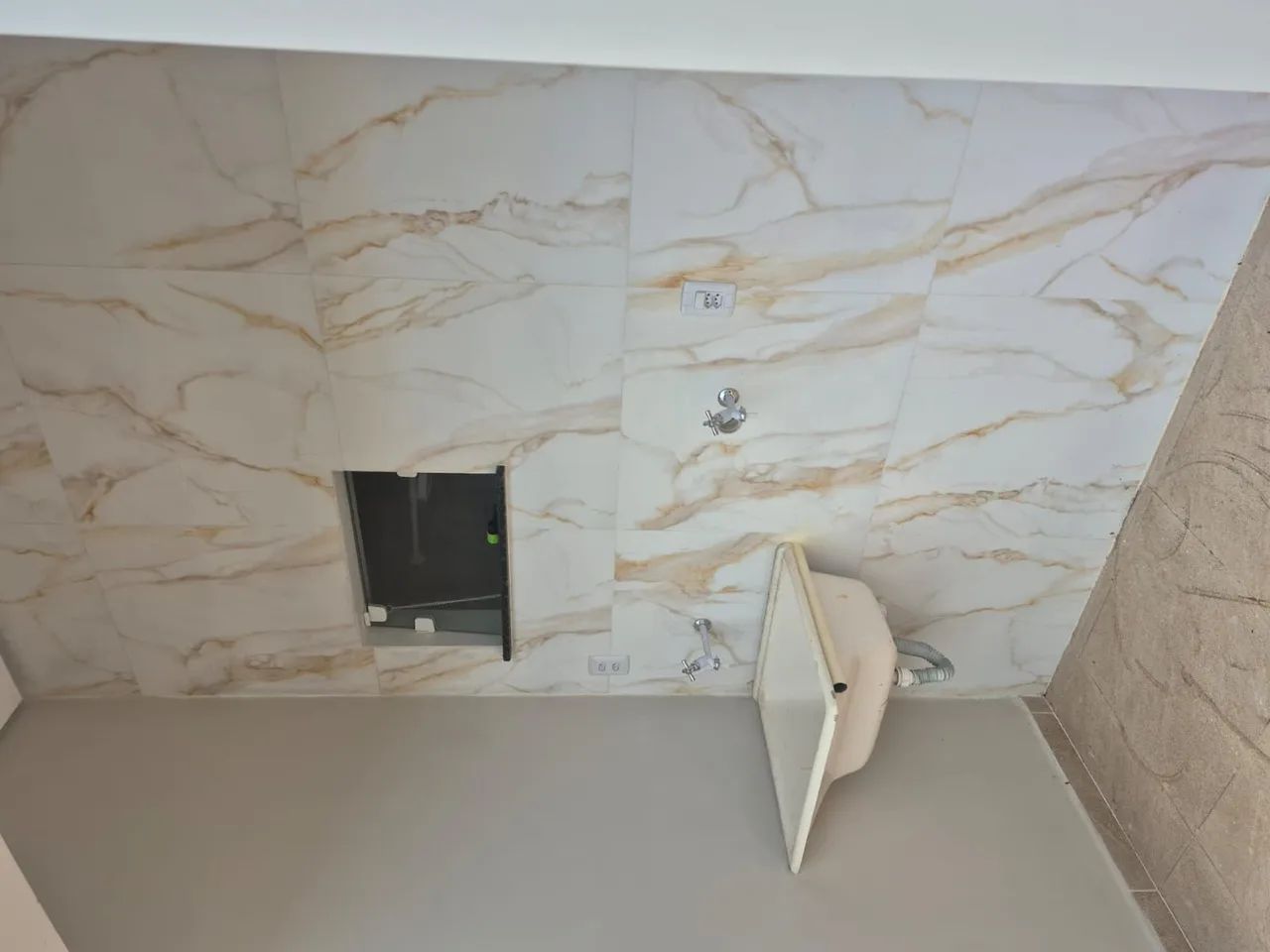 Vendo casa conjugada no centenário  - Foto 2