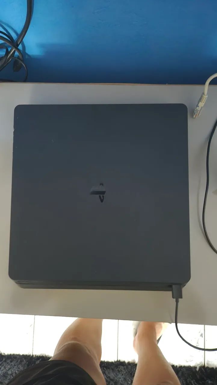 PS4 SLIM
