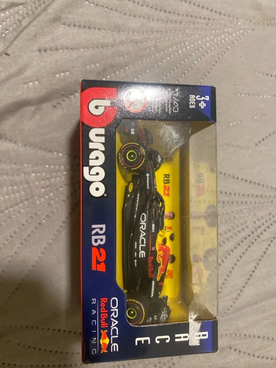 Colecionável fórmula 1 redbull urango. Oracle 