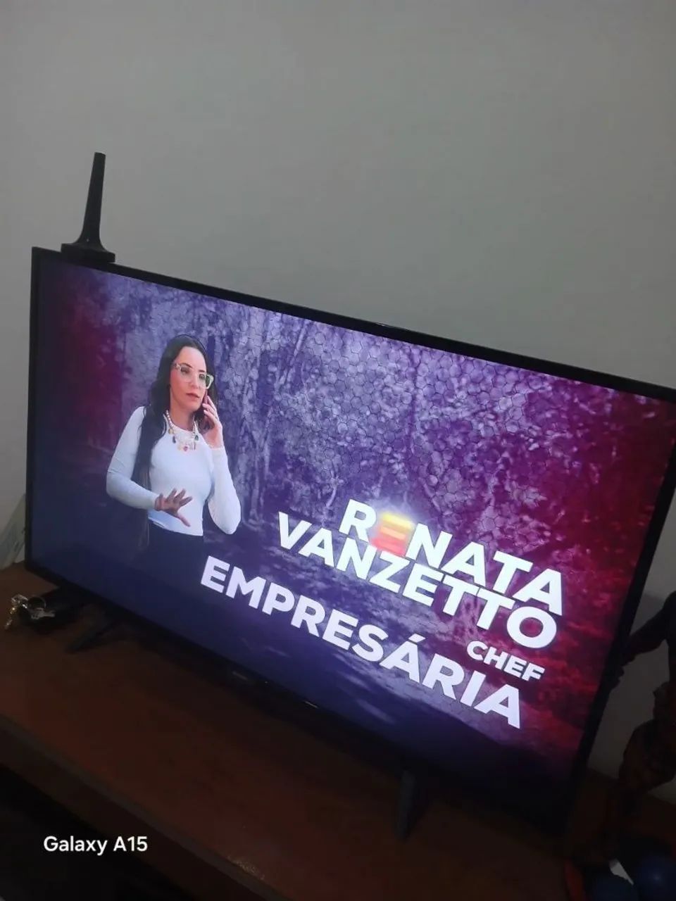 SmartV 43" polegadas Philips apenas R$ 1.100,00 - Foto 3