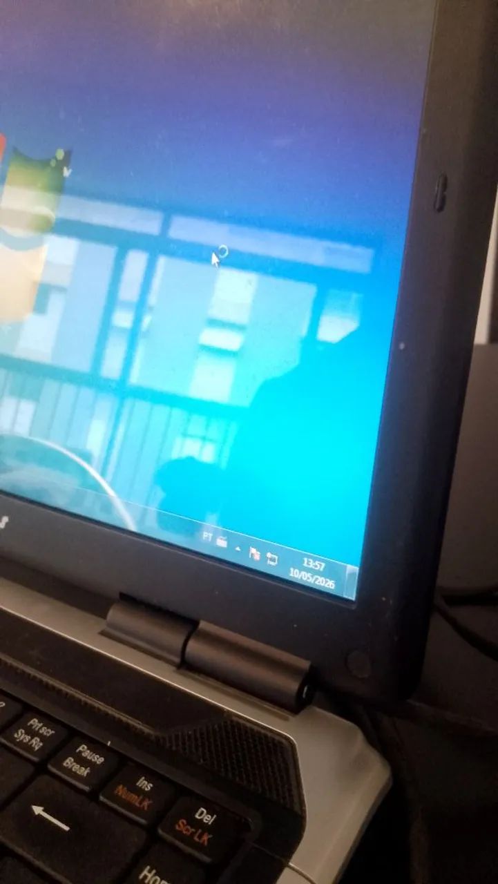 Notebook antigo intelbras funcionanfo ligado na tomada - Foto 3