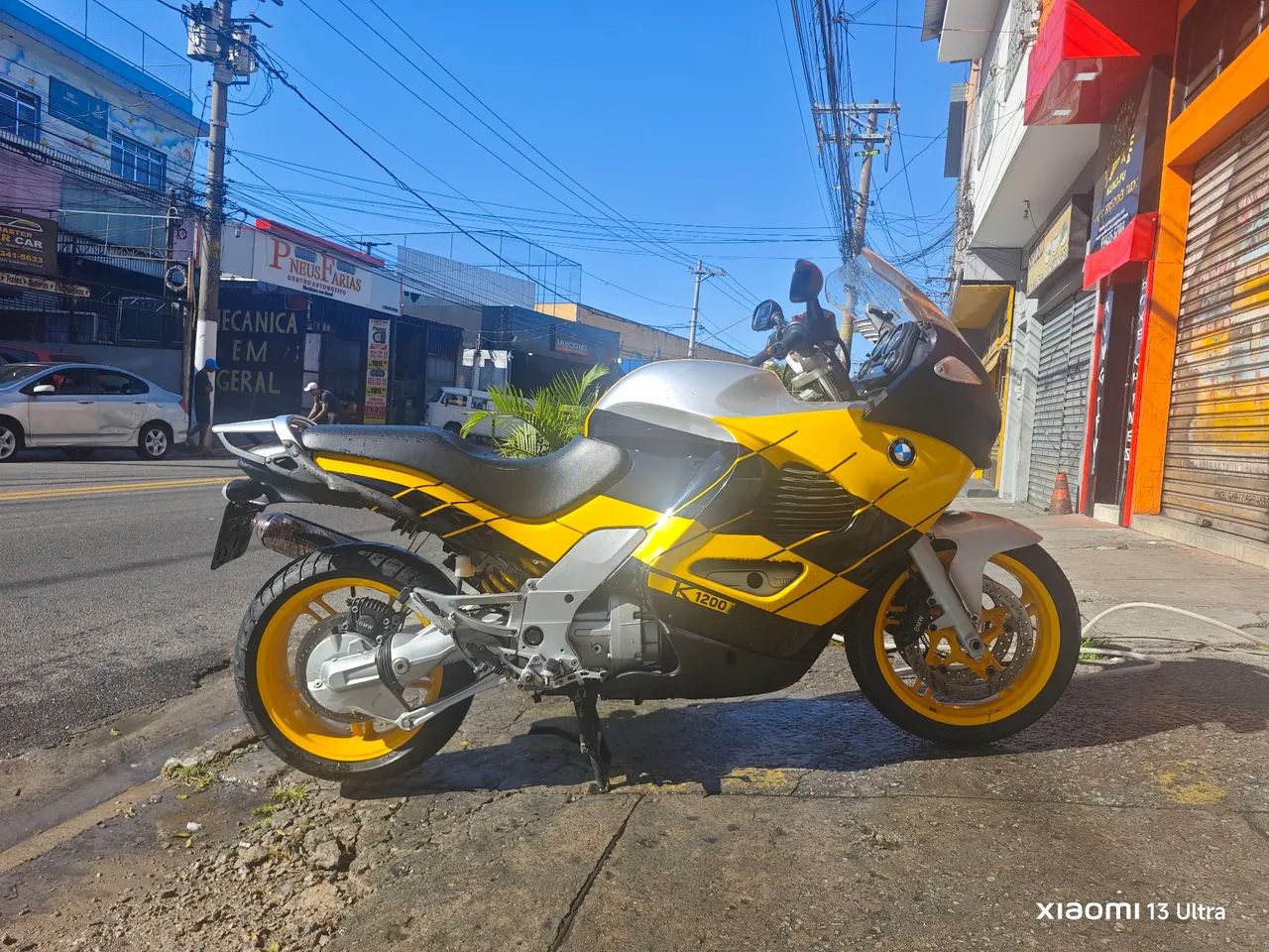 BMW K1200RS
