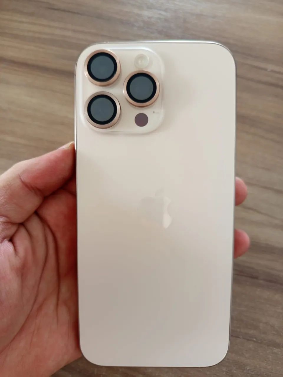 iPhone 16 Pro Max - Foto 2