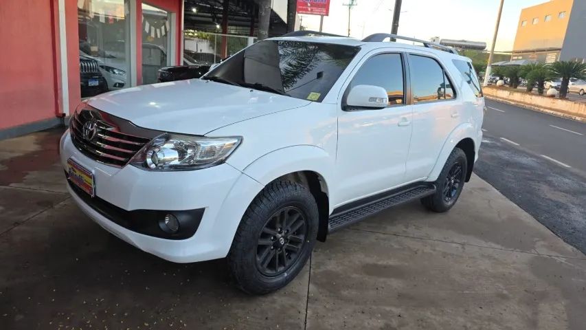 Toyota Hilux 2015