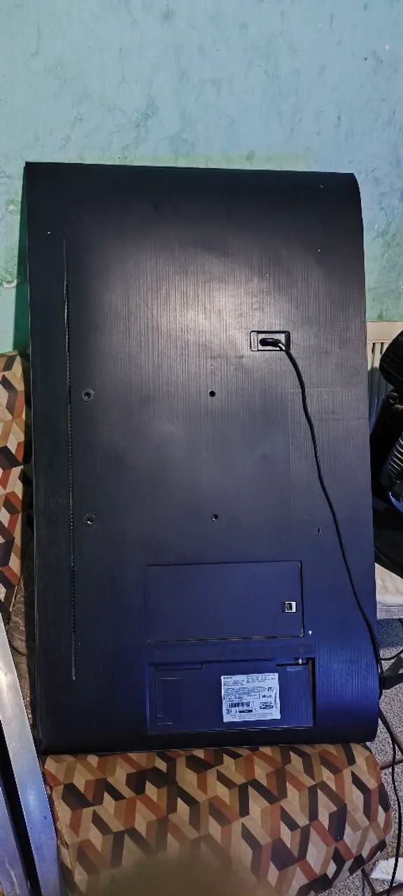 Smart tv Samsung 43 polegadas com defeito na tela. - Foto 2