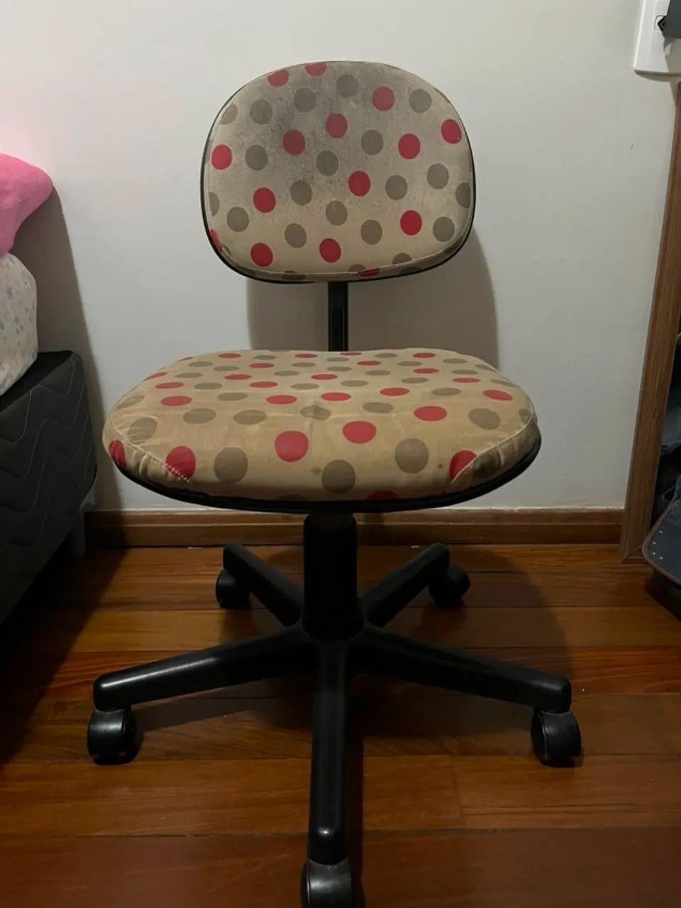 Cadeira de rodinhas