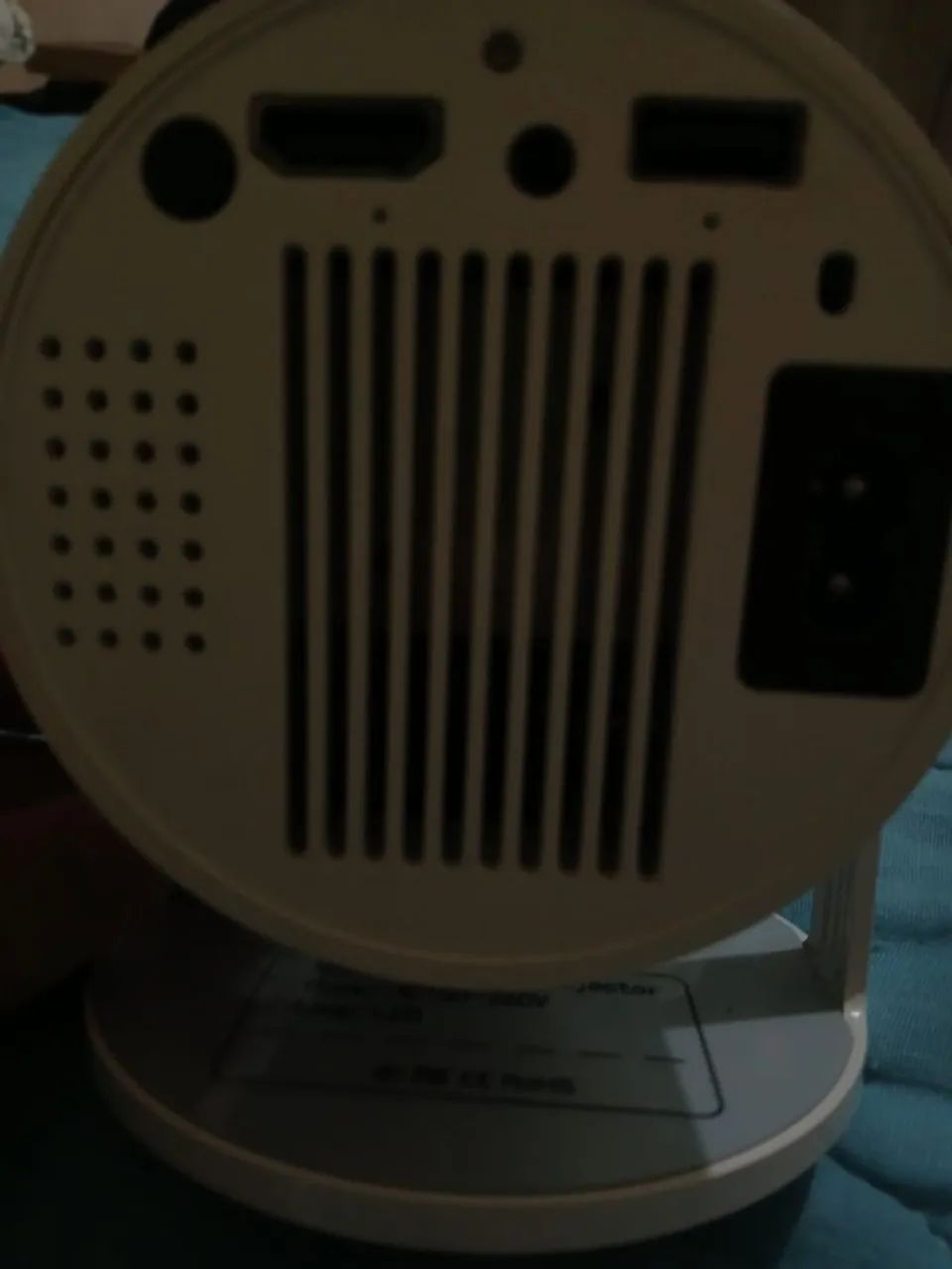 Retro projetor novo. Ultra HD  - Foto 3