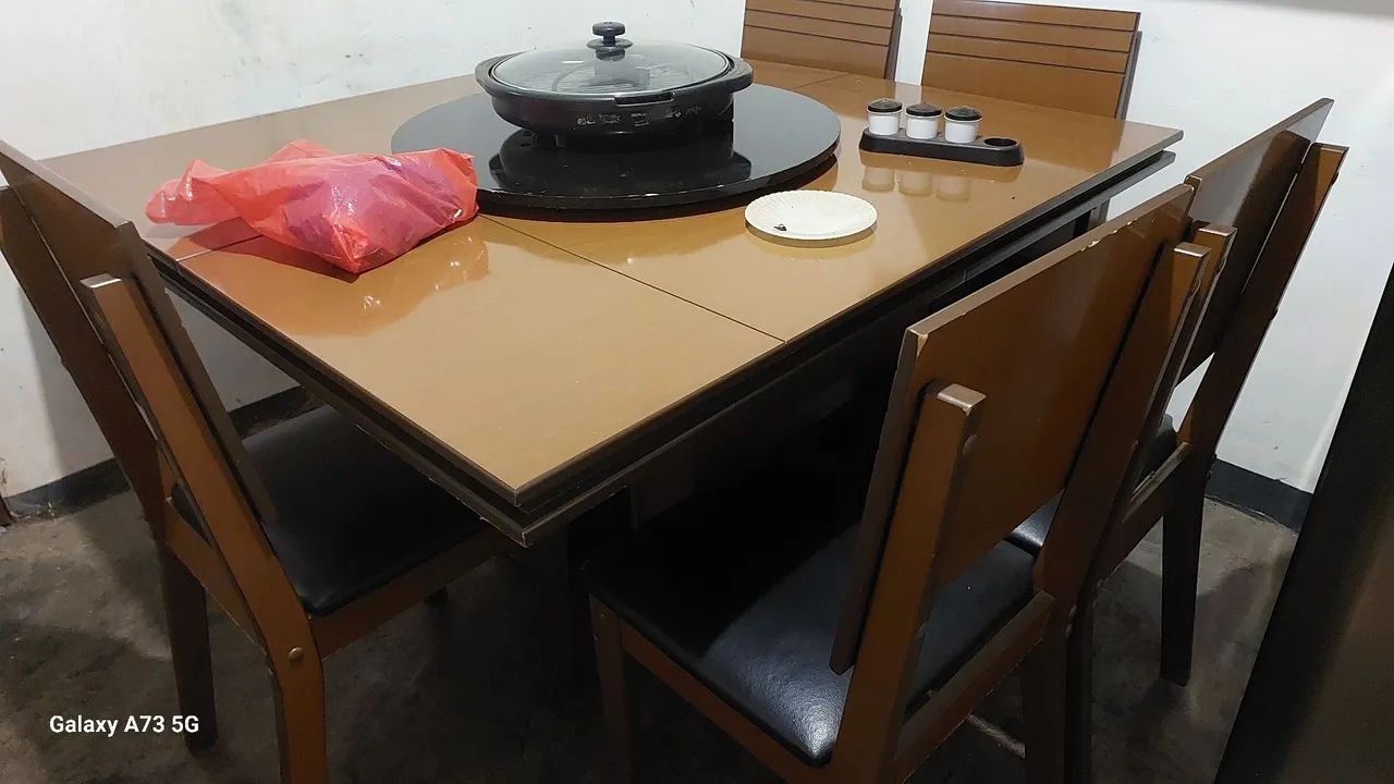 Mesa mdf com cadeira 