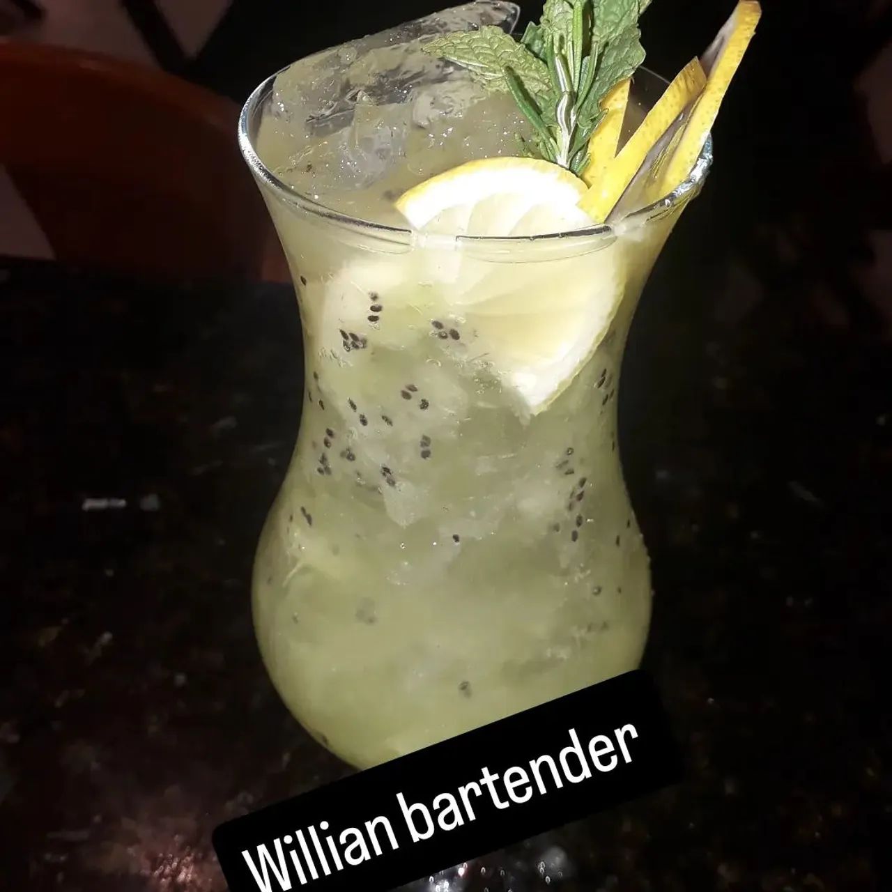Barman, bartender  - Foto 3