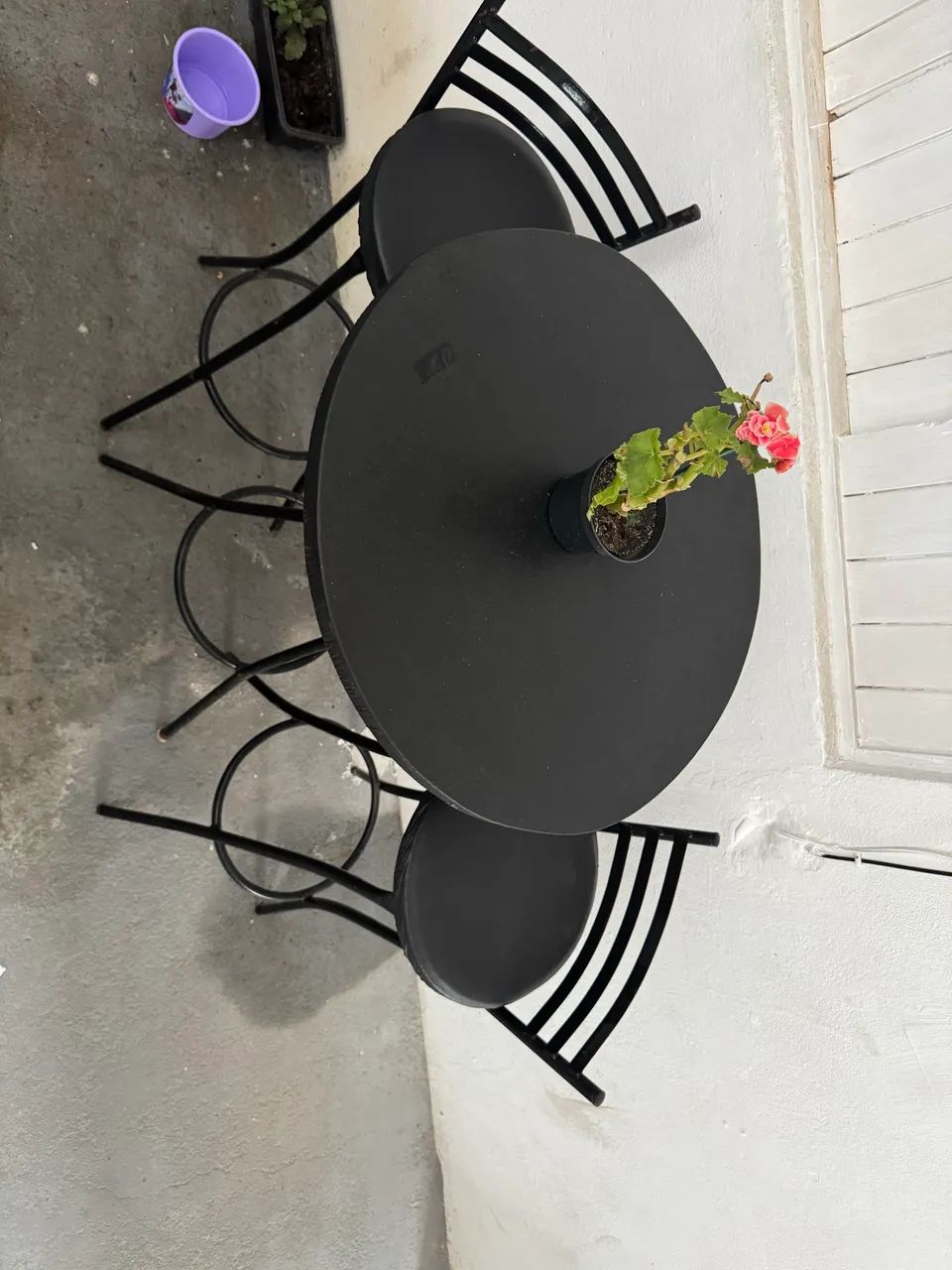 Mesa bristo com duas cadeiras  - Foto 3