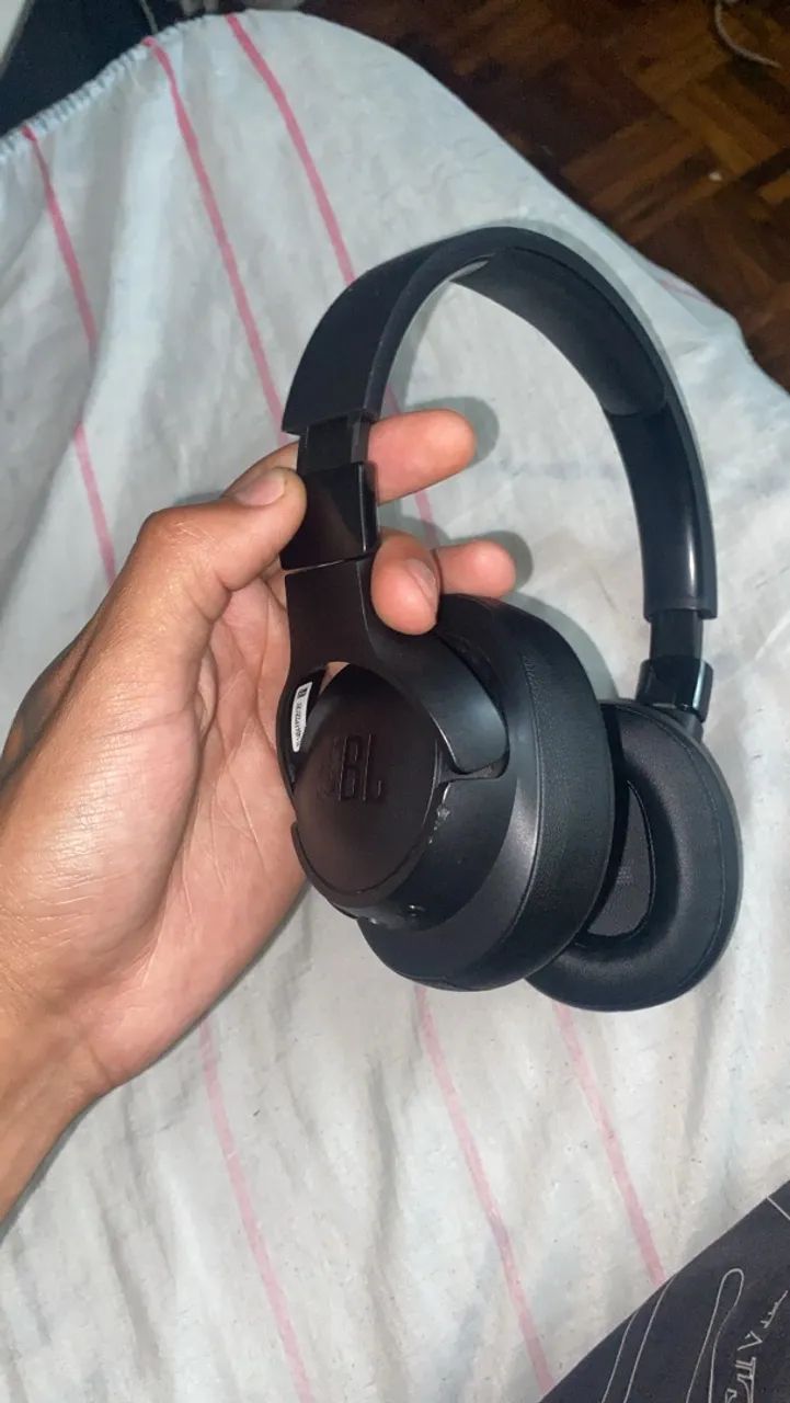 Fone jbl 720 original com caixa - Foto 2