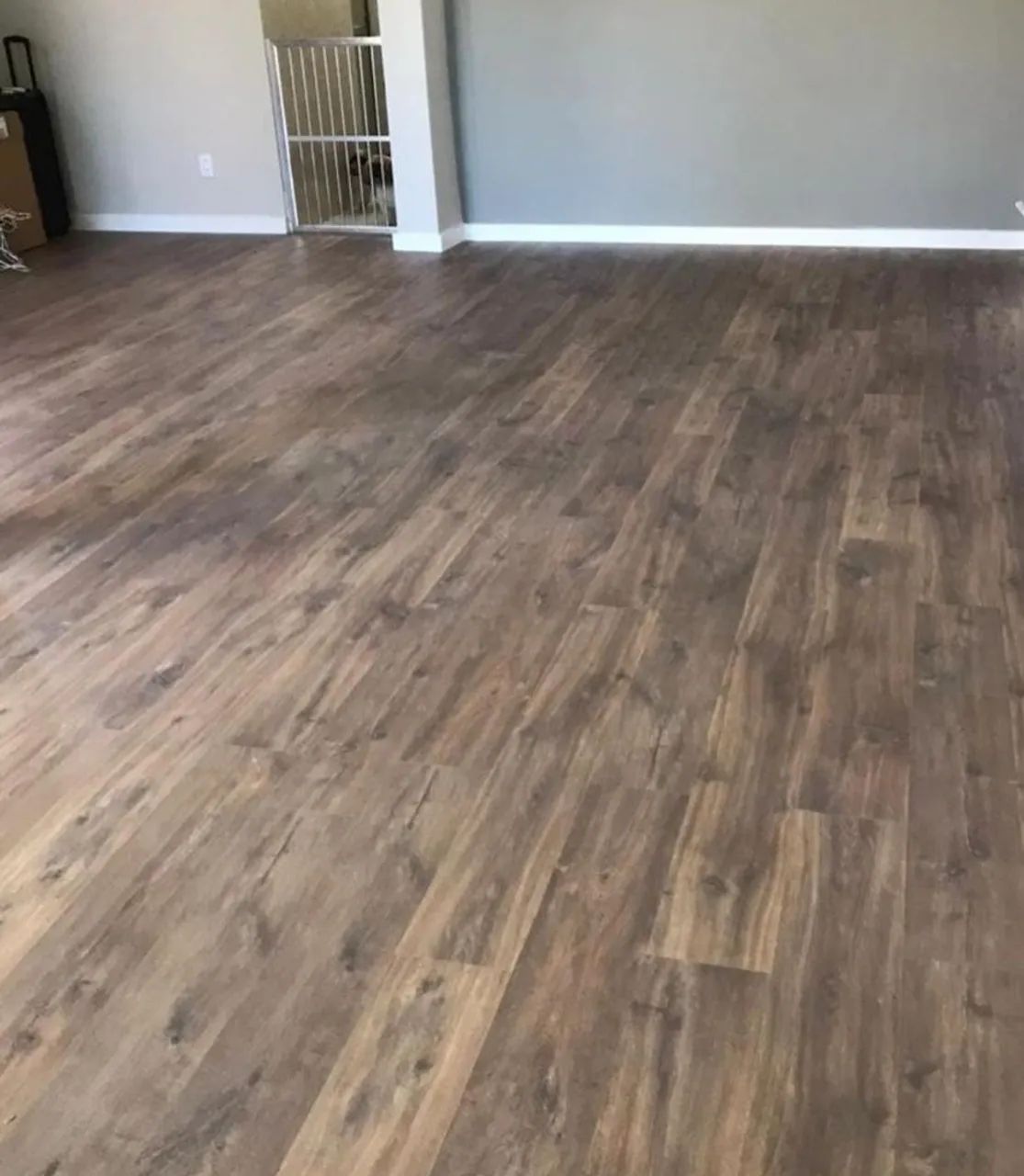 ? Piso Laminado Completo em Joinville - R$ 129,90/m² Instalado