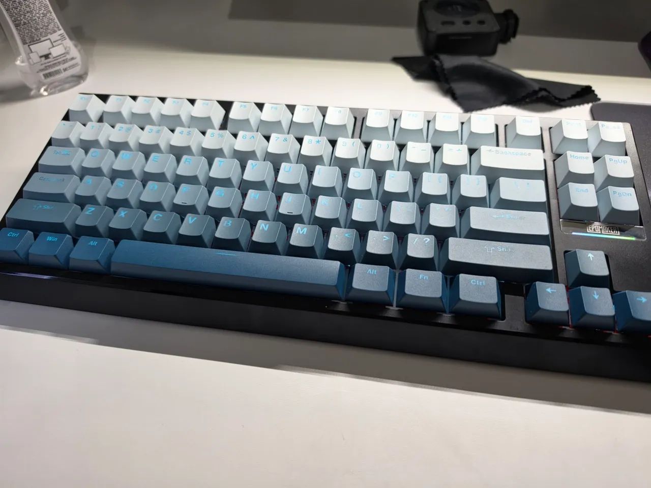 TECLADO MAGNÉTICO G84 HE - Foto 2