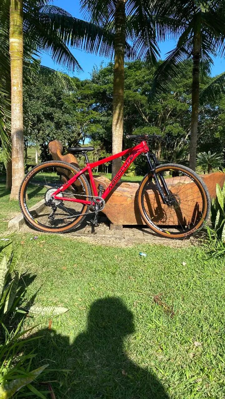 Bicicleta aro 29 Absolut nero5, impecável - Foto 2