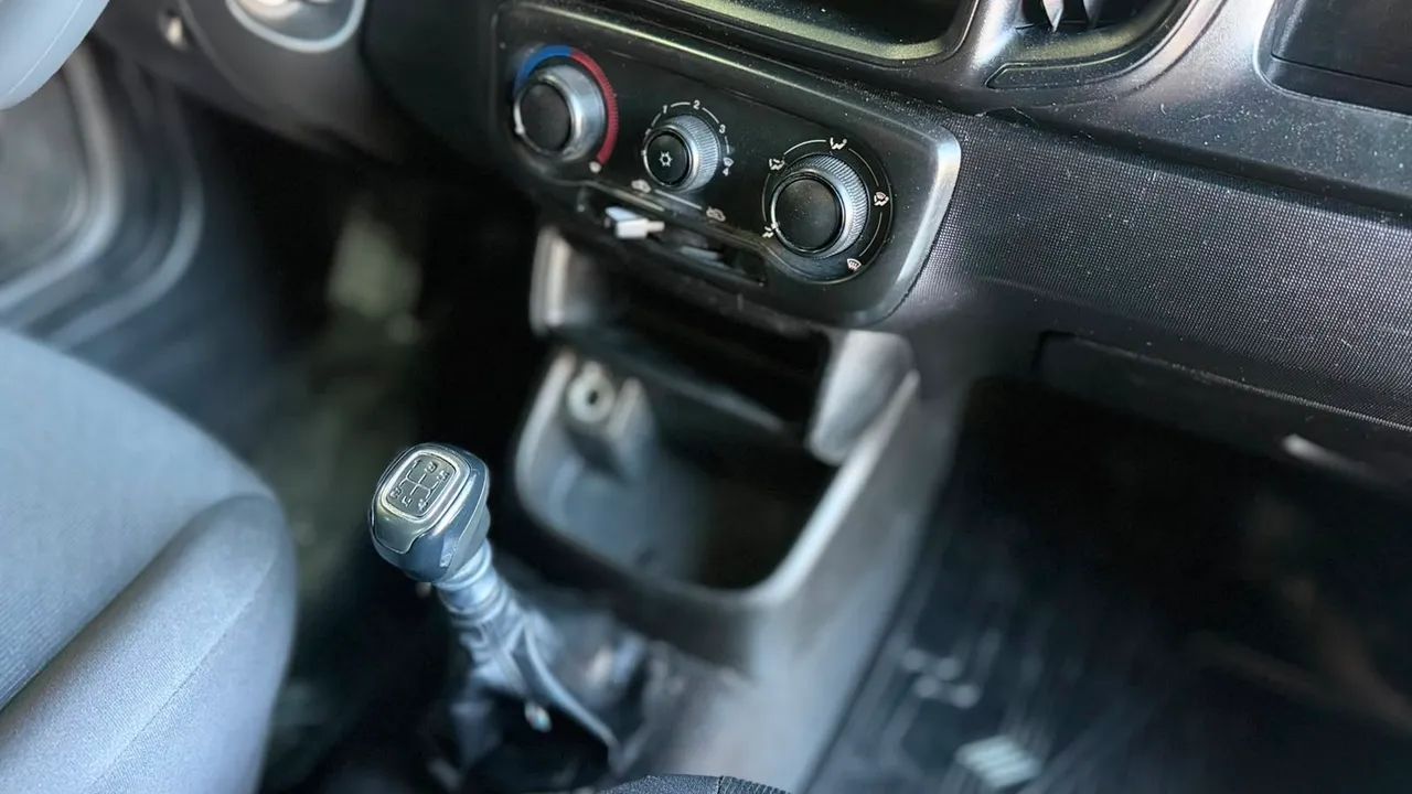 Fiat Strada Endurance 1.4 Flex 8V CS Plus 2023 - Foto 5