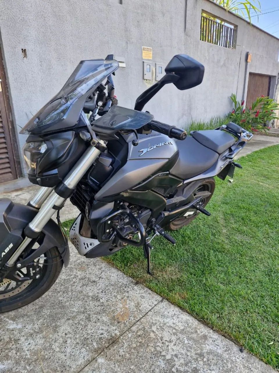 Bajaj Dominar 400 - Foto 2