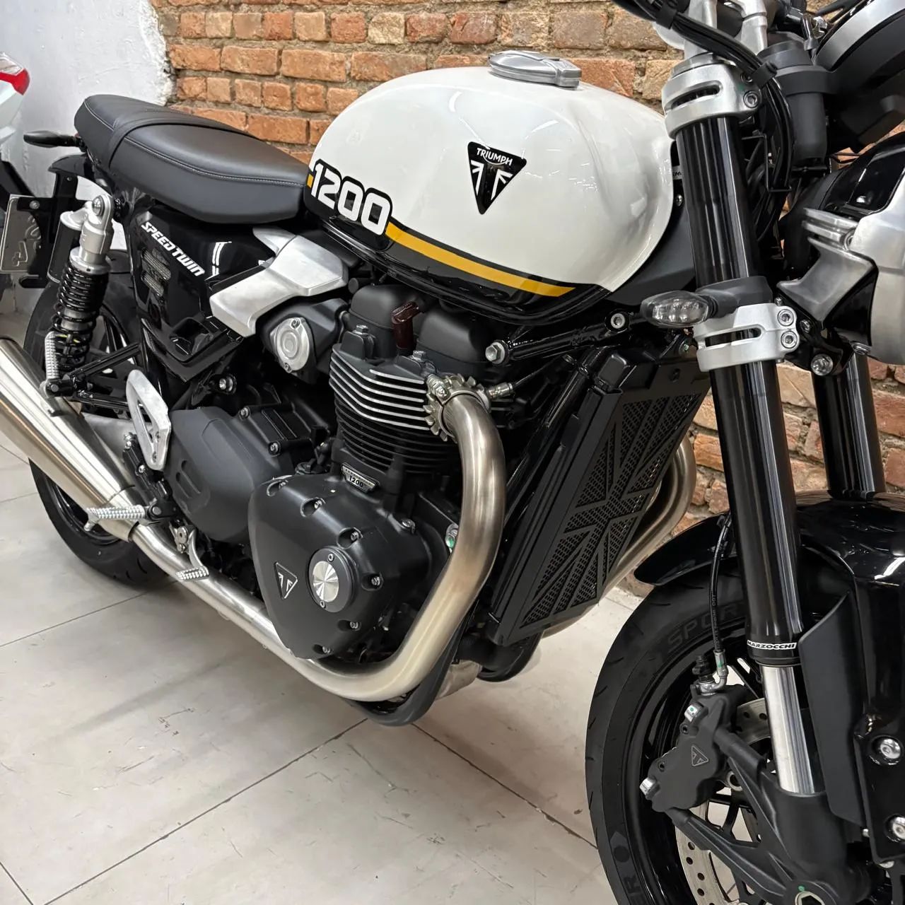 Triumph Speed Twin 1200cc - Foto 5