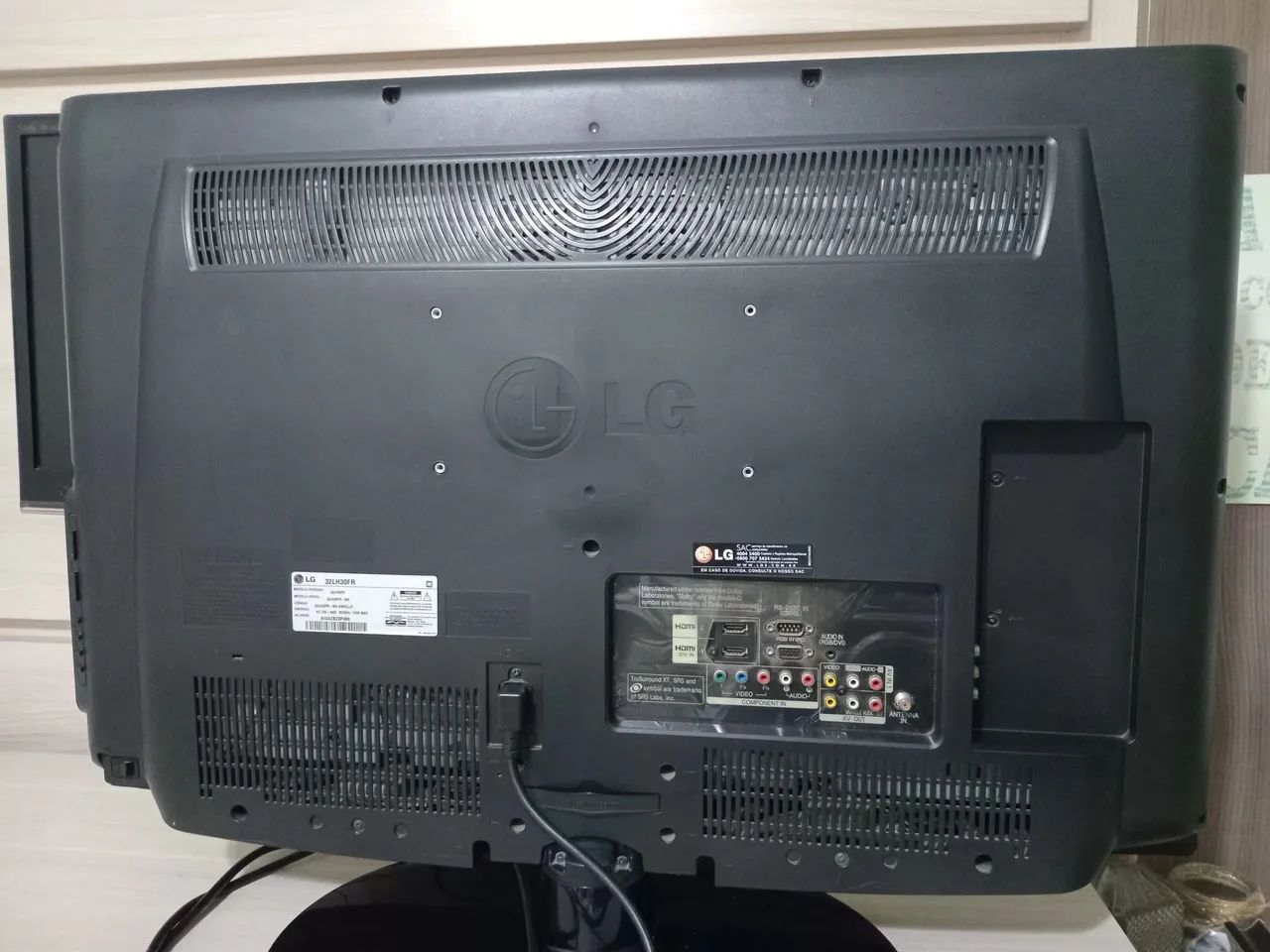 Tv LG 32LH30FR - Foto 2