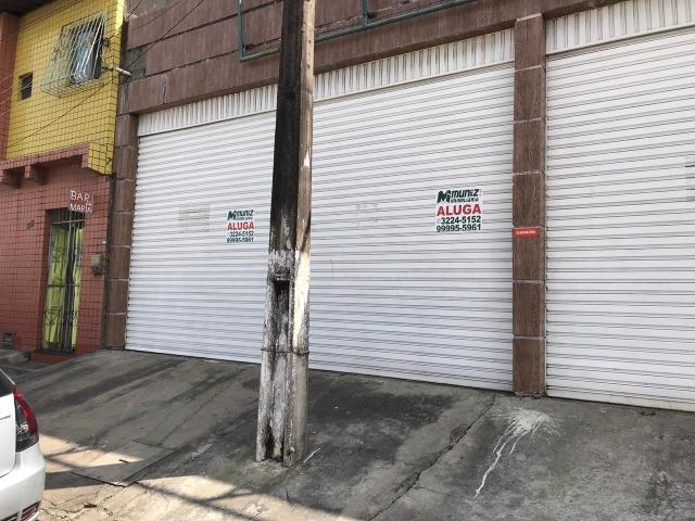 Aluga-se Galpão na Av. Dr Airton Teles, bairro Santo Antônio