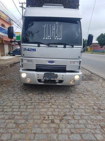 Ford cargo