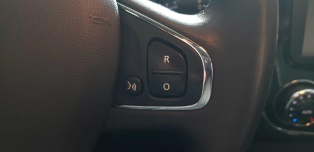 Renault Captur Intense 2.0 - 2018 - Foto 8