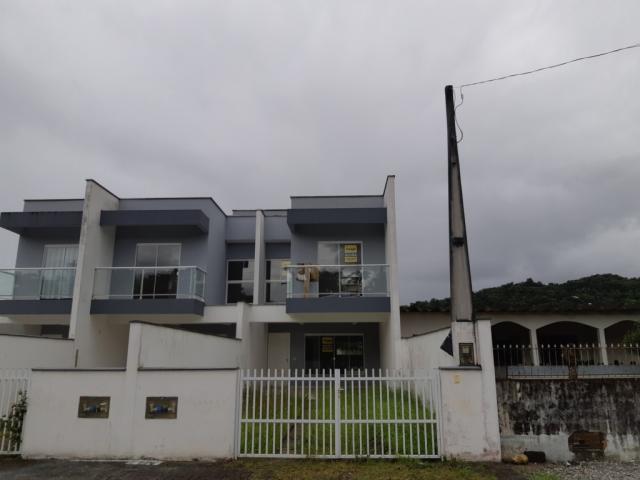 Casa para alugar com 3 dormitórios em Pirabeiraba, Joinville cod:08525.001