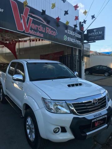 Toyota Hilux Cd 4x4 Srv 3.0 2015 - Foto 3