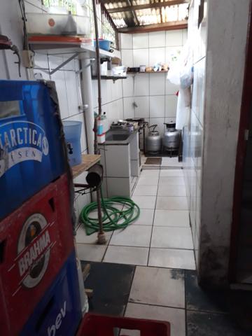 Aluga-se bar