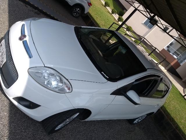 Palio Attractive 1.0 Evo Fire Flex 8V