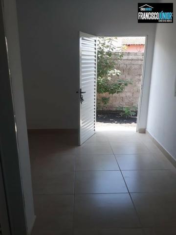 Casa em Santa Bárbara de Goiás, Construção Nova num lote inteiro de 250 m². Perto do Lago - Foto 10