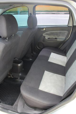 Fiesta sedan modelo CLASS - Foto 6
