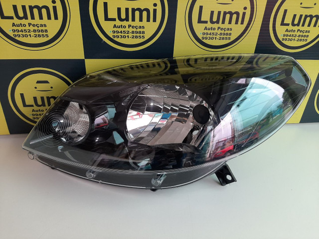 Farol Renault Sandero 2012 2013 2014  ( Novo)
