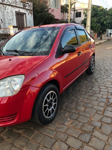BARBADA FORD FIESTA 1.6 ANO E MODELO 2005 COMPLETO