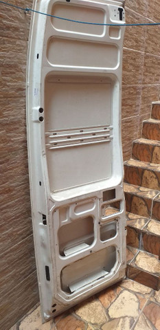 Porta direita iveco gran furgone R$ 1.000 - Foto 2