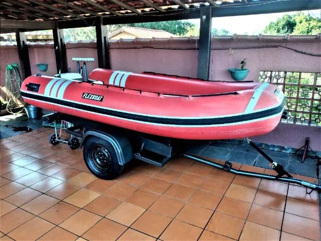 Flexboat SR12 Hypalon + Carreta Rodoviária + Johnson 25Hp 