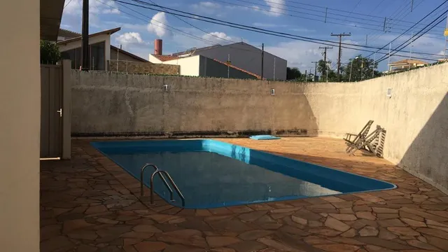 Casas com varanda gourmet à venda em Bandeirantes, Londrina, PR