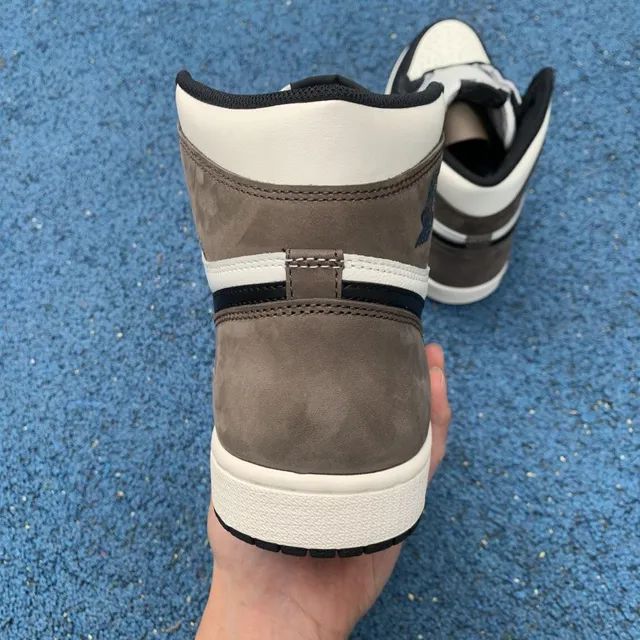 Air Jordan 1 'Dark Mocha' - Foto 5