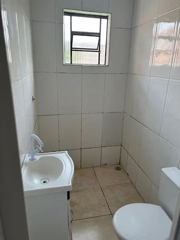 Casa de 4 cômodos mais salão comercial - Foto 6