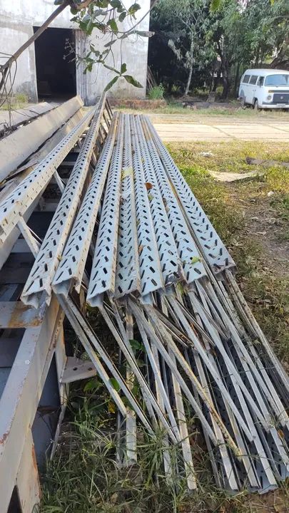 Estrutura metalica semi nova - Foto 3