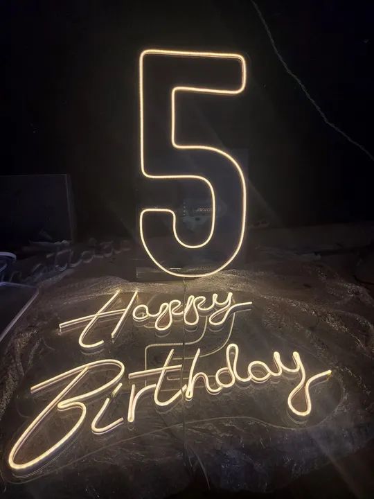 Luminária Neon Happy Birthday - Foto 2