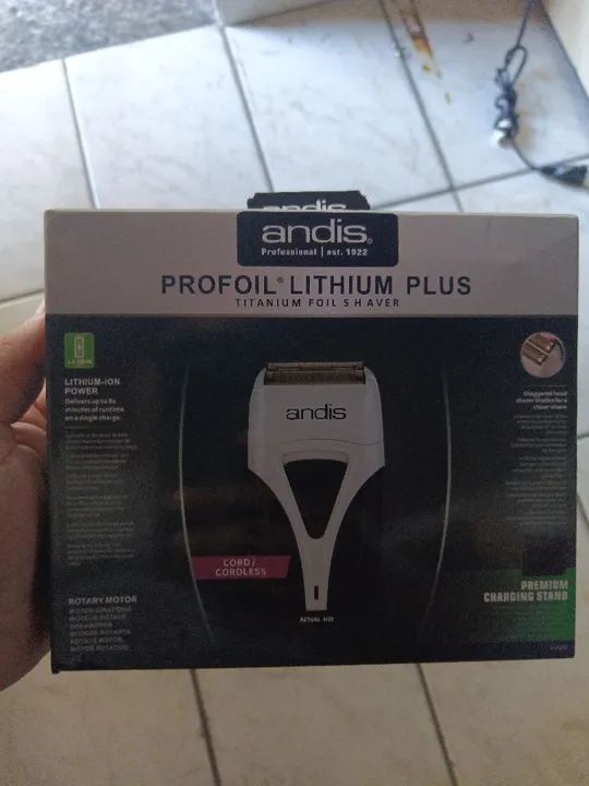 Barbeador Andis Profoil Lithium Plus - Novo