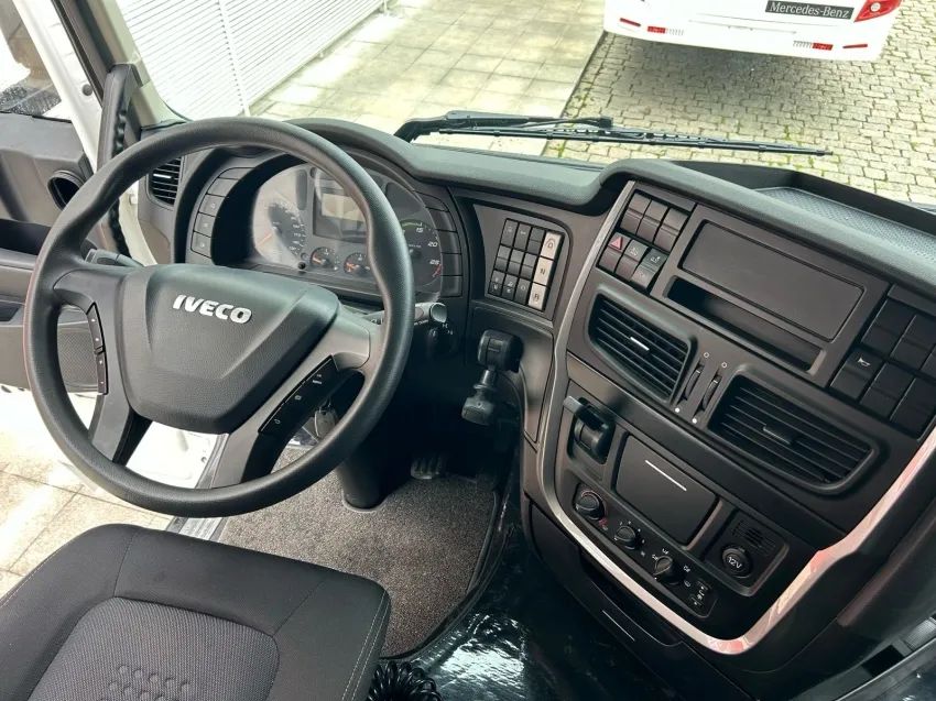 Iveco Stralis veco Hi-Way 440 - Foto 13