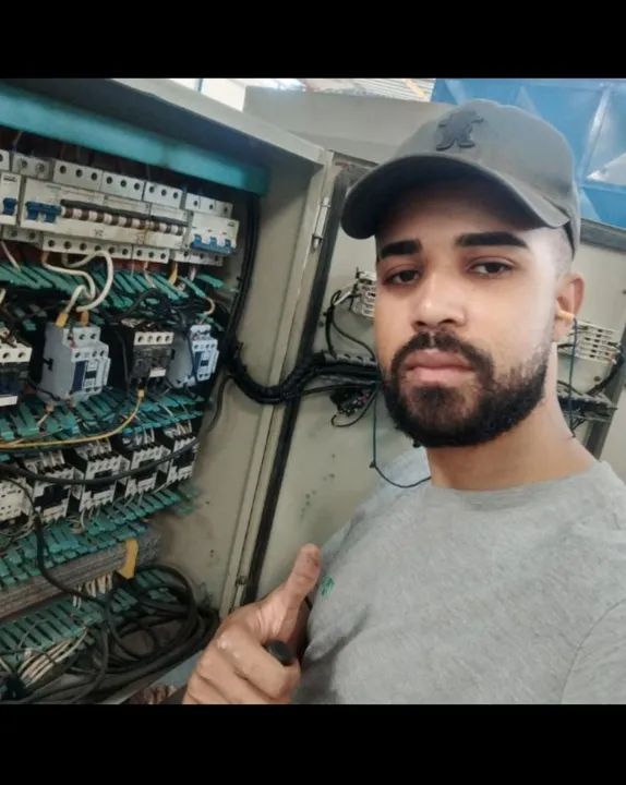 Eletricista, industrial, predial e residencial, técnico em eletrônica