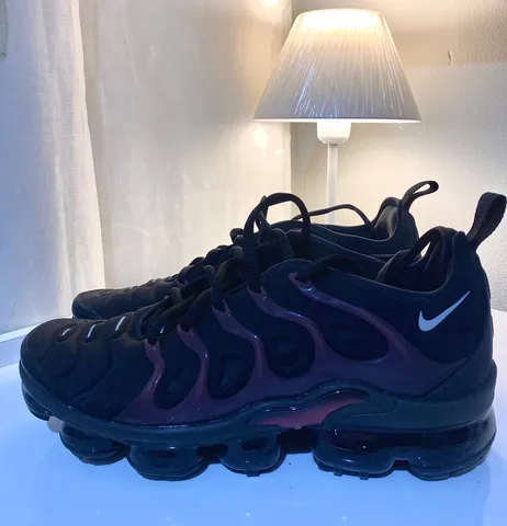 Nike vapormax plus 2024 preto e roxo