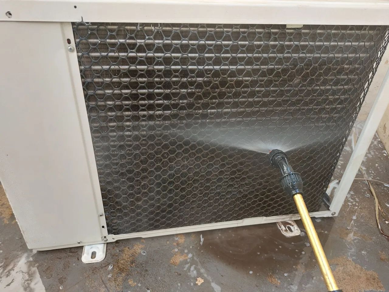 Limpeza e Higienização de ar condicionado. - Foto 4
