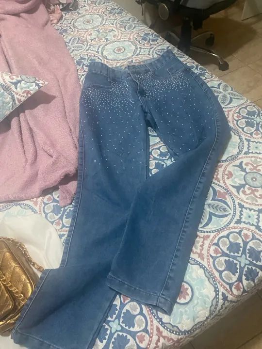 Calça Jeans Feminina com Strass - Foto 2