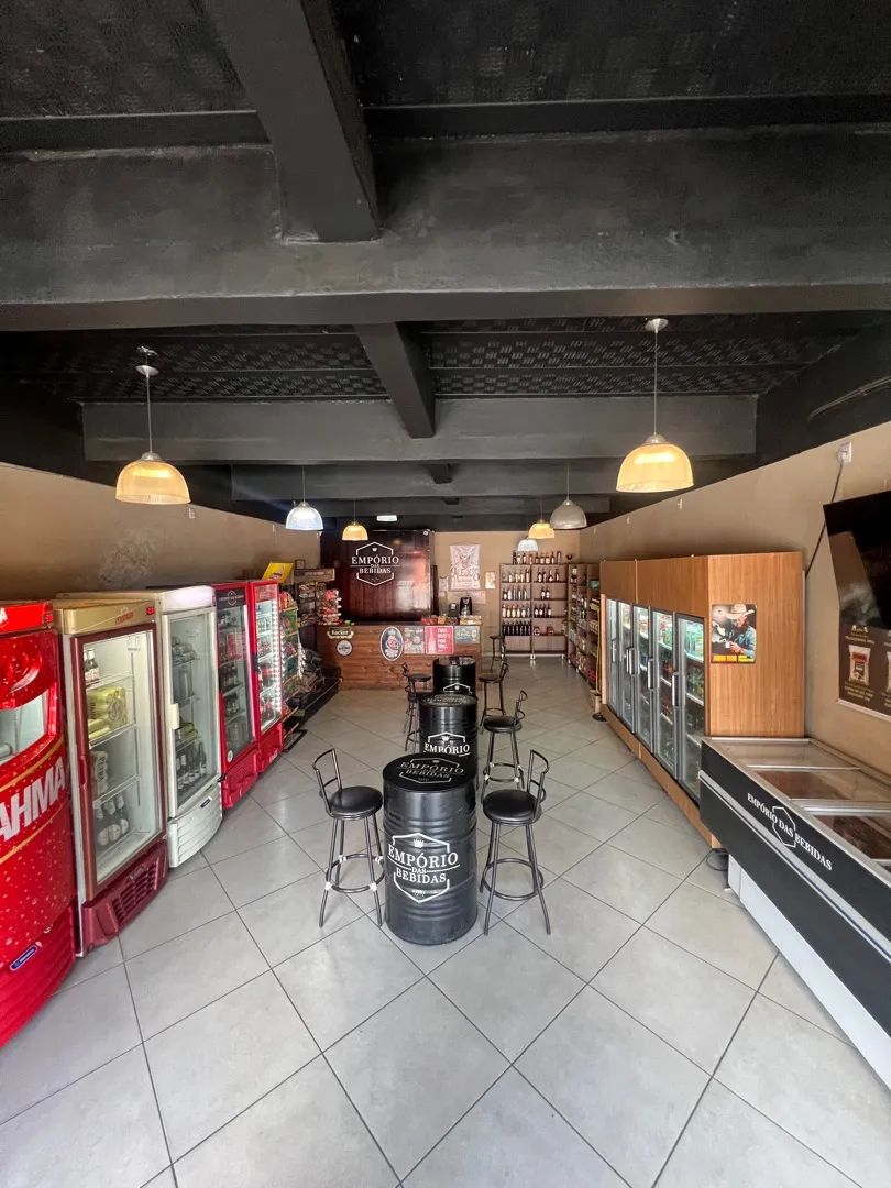 VENDO DISTRIBUIDORA DE BEBIDAS 