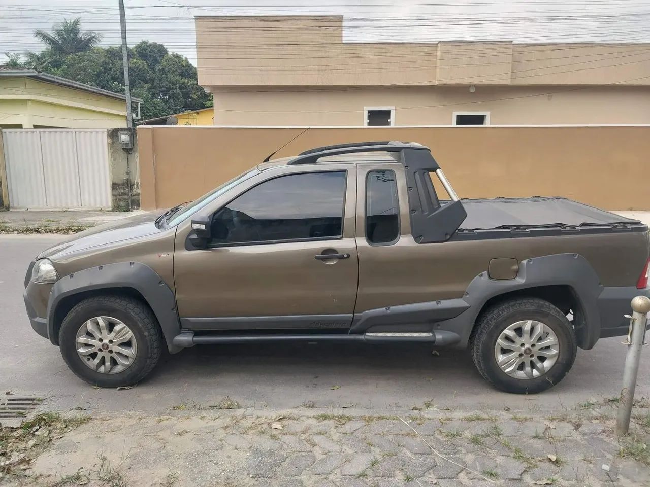 FIAT STRADA 2009 Usados e Novos